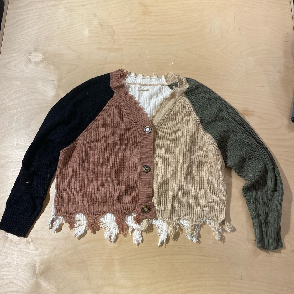 Full Circle Trends Cropped Colorblock Fringed Women's Sweater Large (GE)